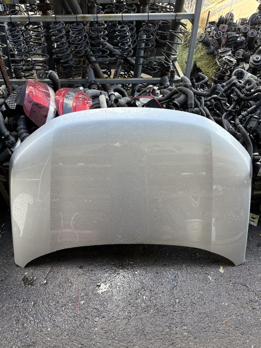 Преден капак за Suzuki Vitara 2018год.