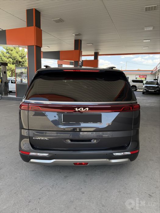 Kia Carnival Full 2023