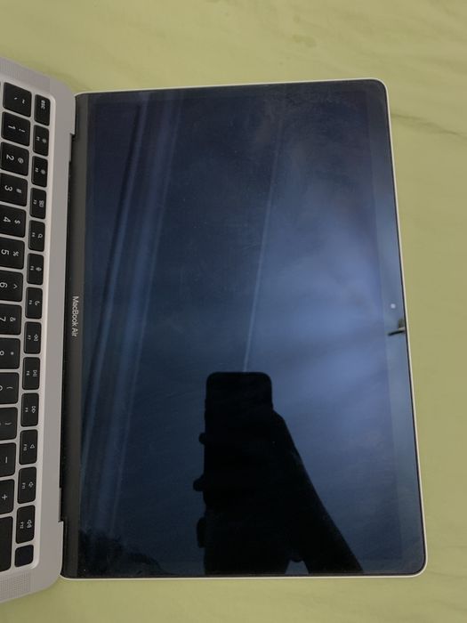 Macbook air13 m1 2022