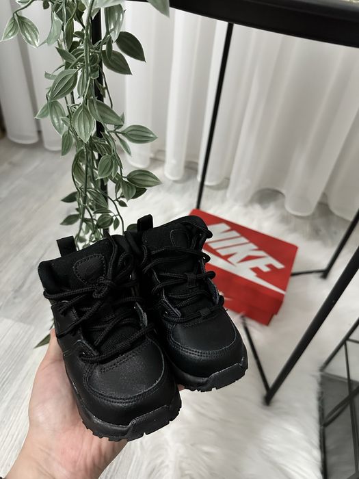 Зимни ботушки NİKE.