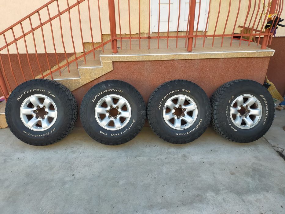 Anvelope offroad 285 75 16