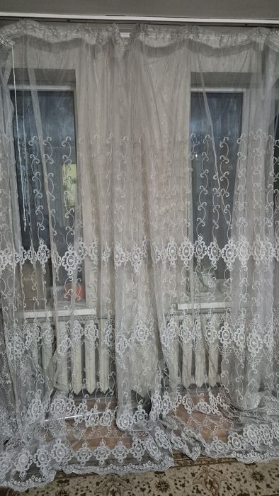 Тюль с узором бел