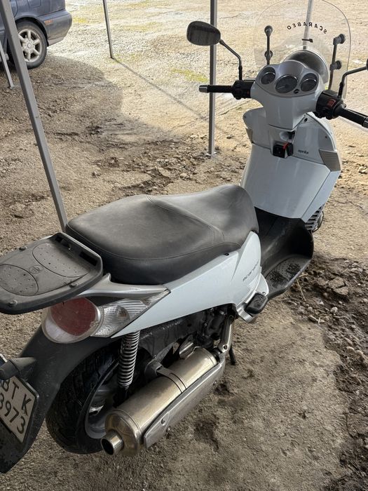 Aprilia scarabeo 400i