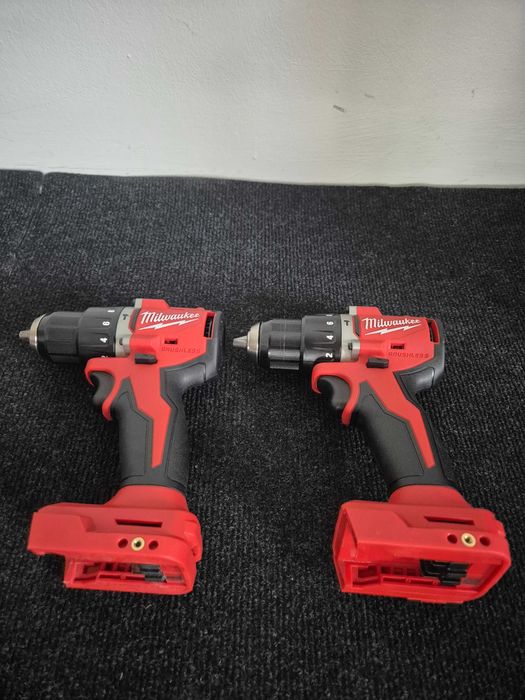 Milwaukee masina de gaurit si insurubat cu percutie M18BLDPRC