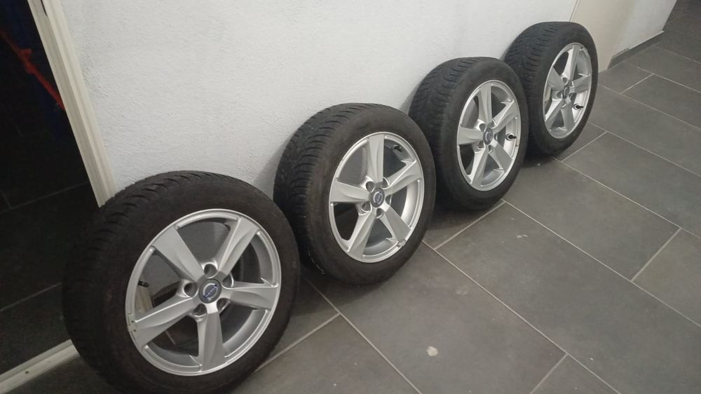 Vand jante Volvo S60 D2 2015 cu anvelope Nokian