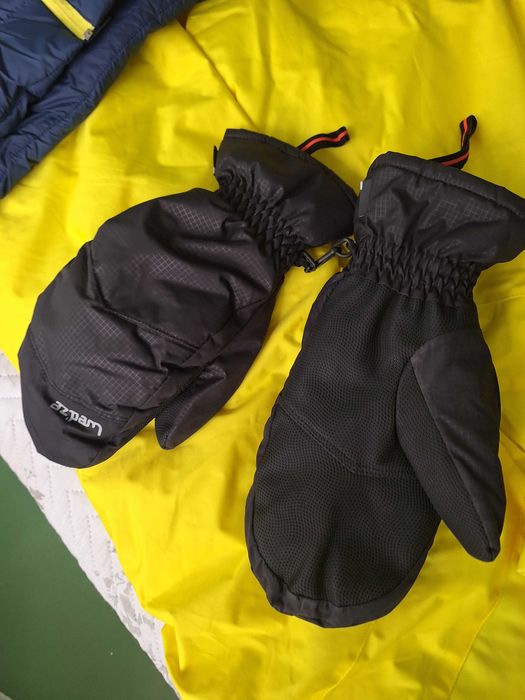 Ски екипировка яке и гащеризон