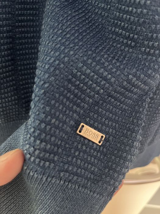 Bluza barbati HUGO  BOSS noua fara eticheta, marime L-XL