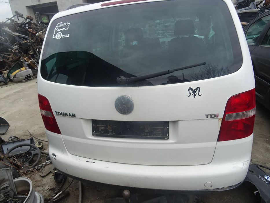 Dezmembram Volkswagen Touran din 2007, 1.9 TDI cod motor: BXE