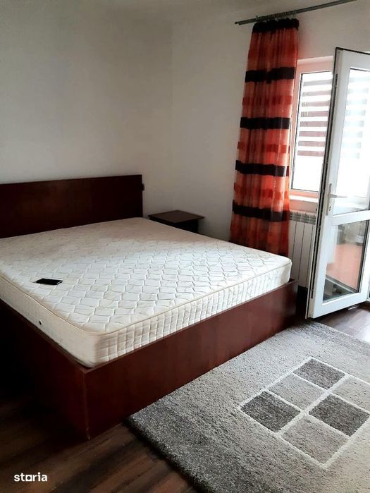 Apartament 2 camere Podul de Fier