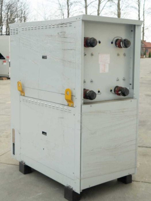 Vand / Inchiriez chiller CLIMAVENETA 157,5 KW
