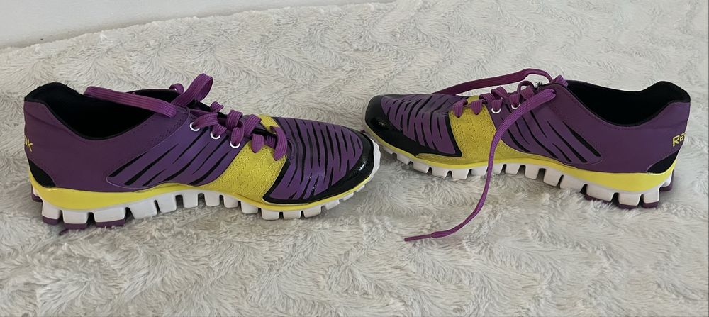 Adidasi dama Reebok