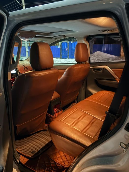 Mitsubishi pajero sport