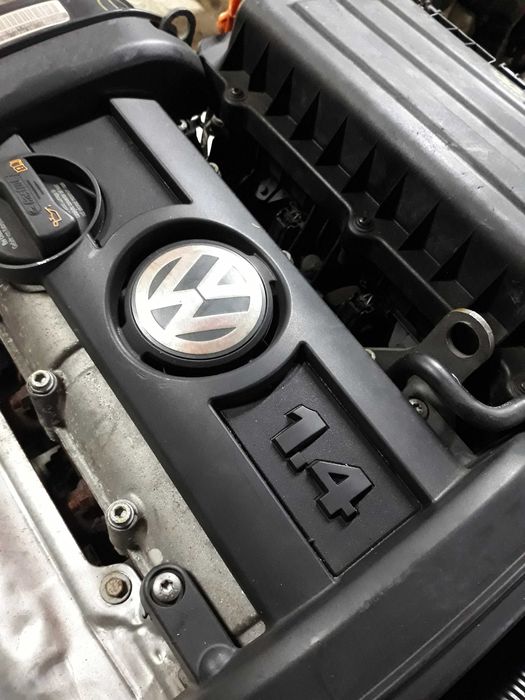 Двигатель Volkswagen BUD 1.4