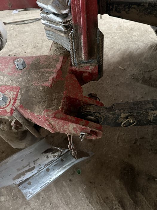 Плуг ПЛН 5-35. Продаю