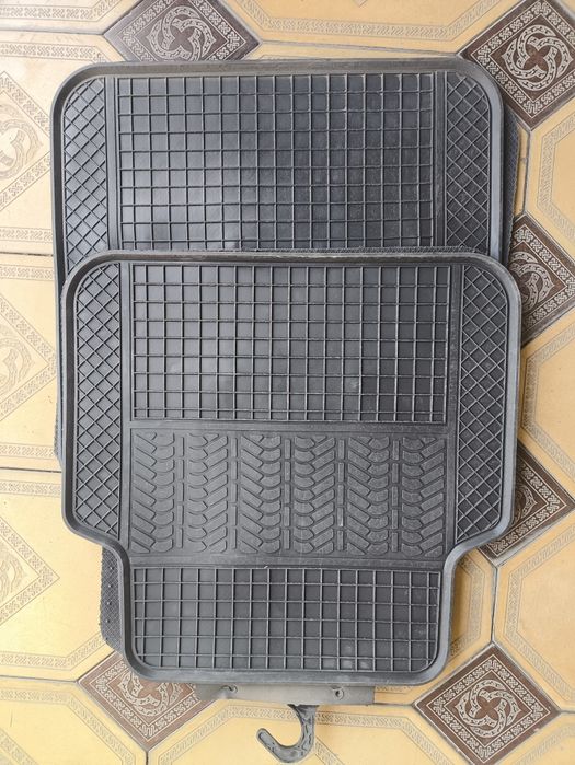 Полики Mitsubishi универсальные. Новые