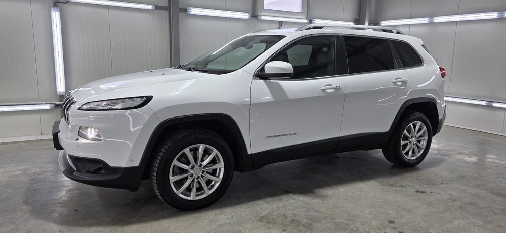 Jeep Cherokee SUV 4x4