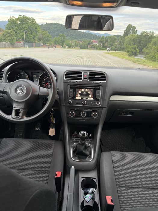 VOLKSWAGEN Golf 2011 — imagine 3