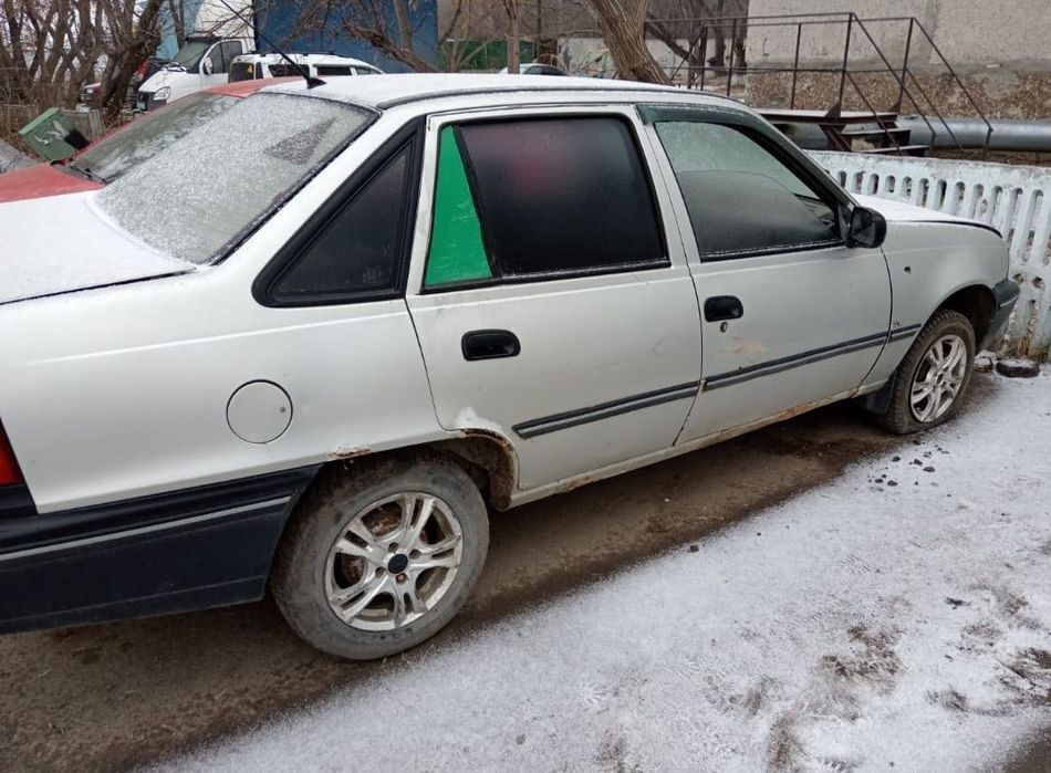 Продам Daewoo Nexia по запчастям