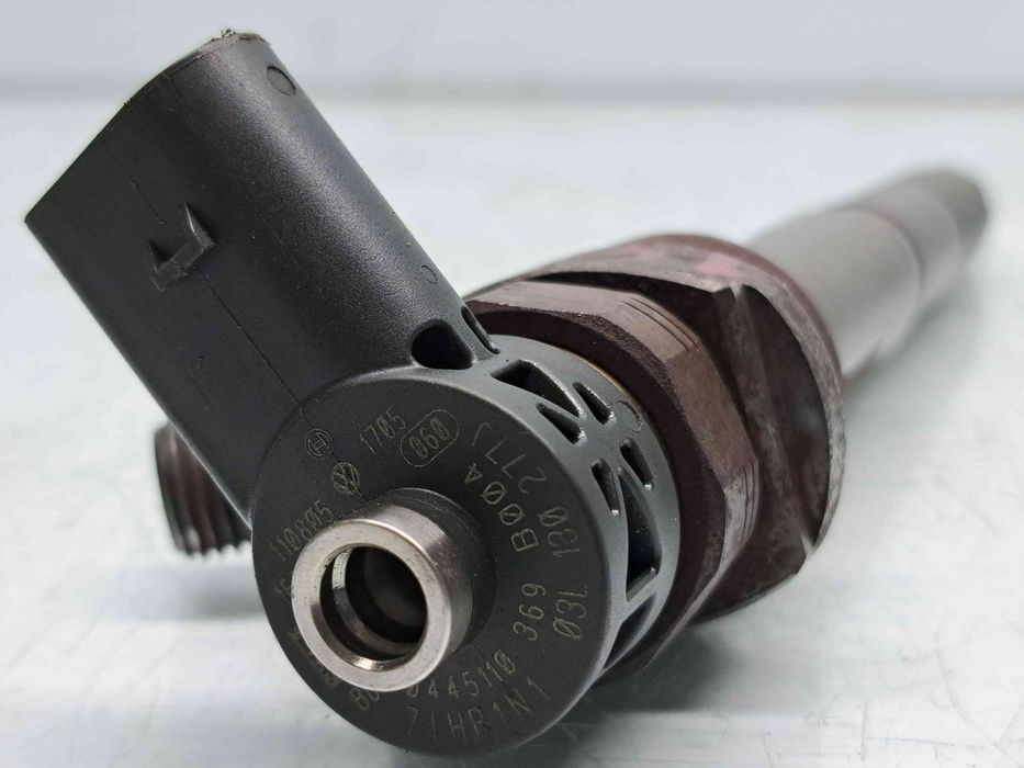 Injector Volkswagen Passat B7 (365) Variant [Fabr 2010-2014] 03L130277