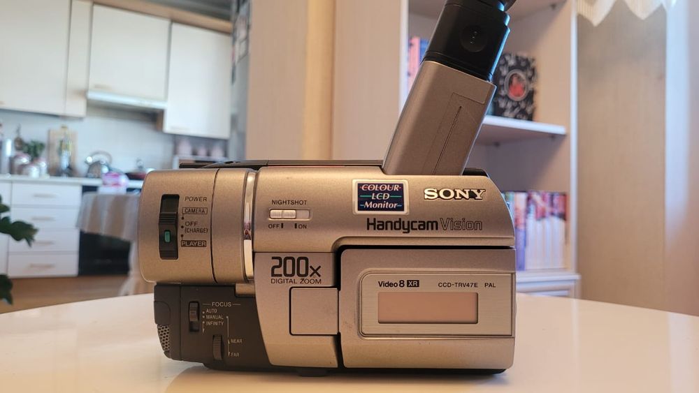 Камера Sony Handycam Vision CCD-TRV47E (PAL)
