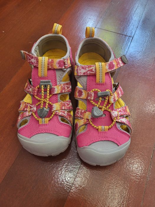 Детски сандали Keen за момиче 31 номер