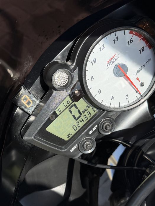 Yamaha R6 RJ 05 (2003)