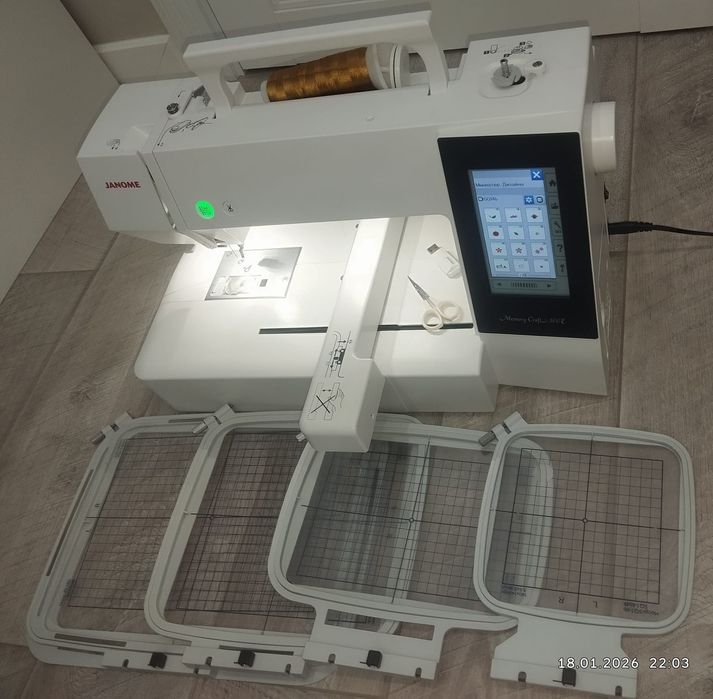 Машина швейная новая