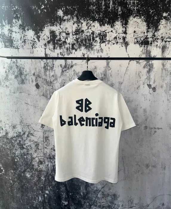 Balenciaga тениски