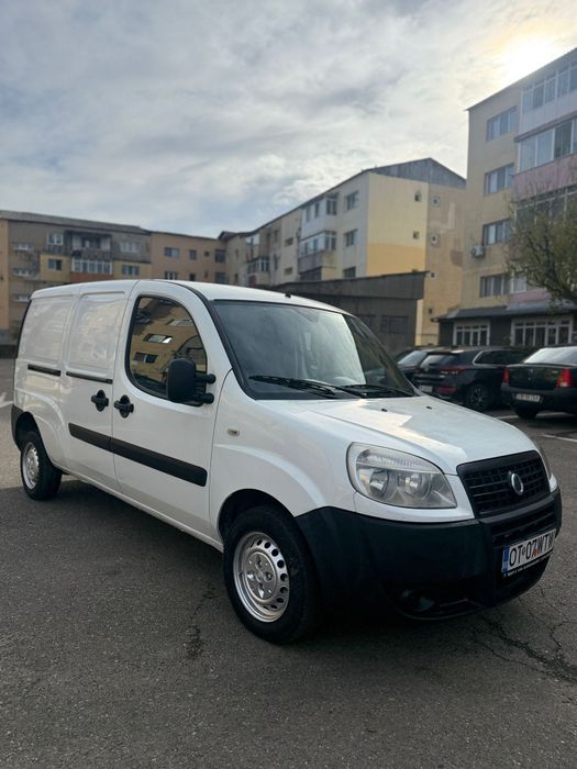 Vând fiat doblo Maxi 1.3 multijet 2008