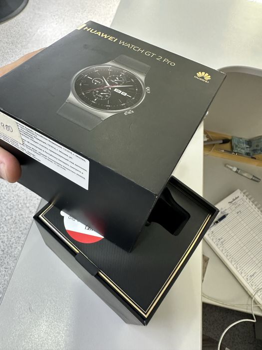 Умные часы хуавей watch GT2PRO