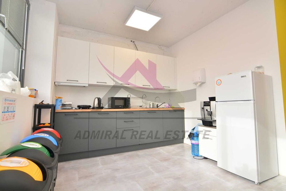 Дава се под наем Офис в Варна, Левски - 357 кв.м за 3142 € - Снимка #1