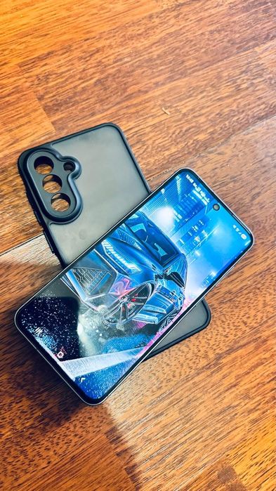 Самсунг А56  отличном состоянии