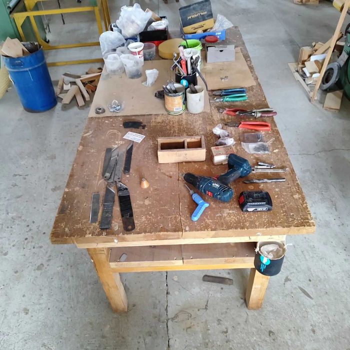 Столы деревянные, рабочие, универсальные, 3 штуки