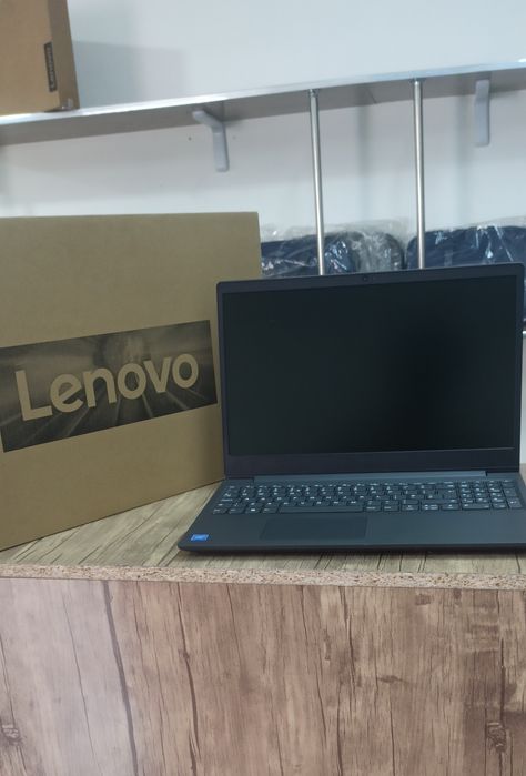 Lenova ideyaPad 1 15GL7