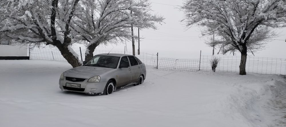 Авто ВАЗ приора хэтчбек