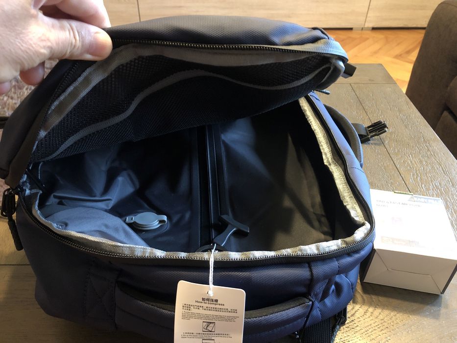 Geanta,rucsac cu pompa de vacum,absolut nou