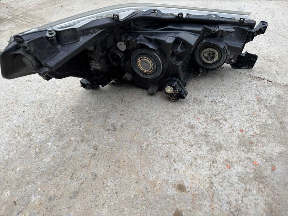 Far halogen stanga Toyota Hillux