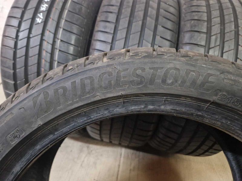 3 Bridgestone R17 215/45/ 
демо летни гуми
DOT0322