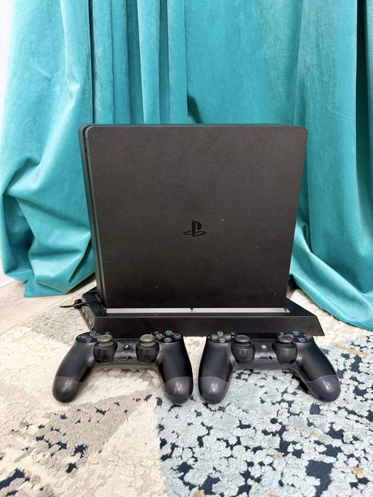 PS 4 slim 1TB с топовыми играми GTA V, MK 11, Mafia 3, UFC 4 и др.