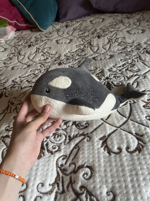 Продаю игрушку косатку,писать в лс