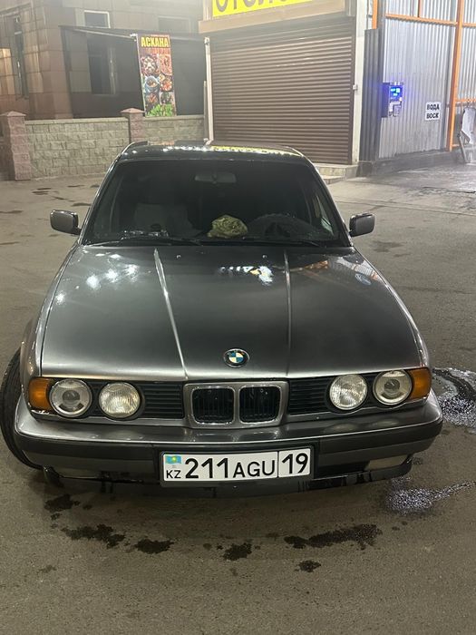 Продам БМВ 2.5 без вануса