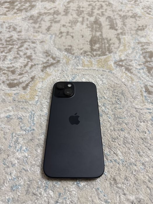 iPhone 15 128 гигабайт черный