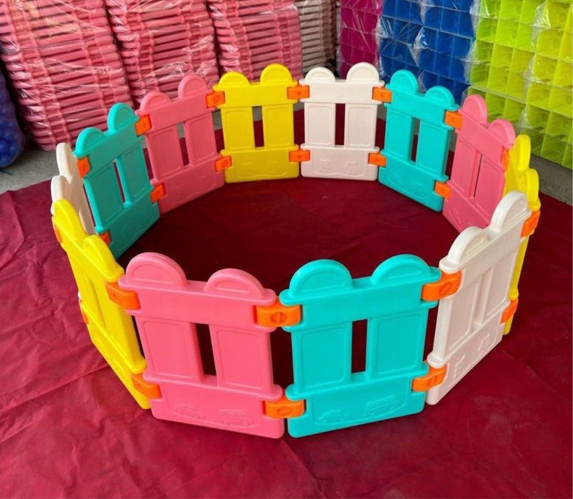 Манеж площадка для детей, Manej bolalar uchun oyin maydonchasi