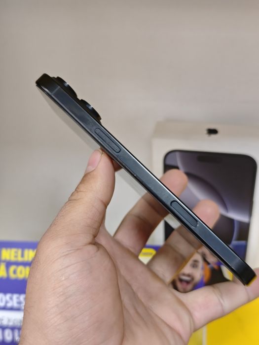 iPhone 16 Pro Max 256 Black Titanium