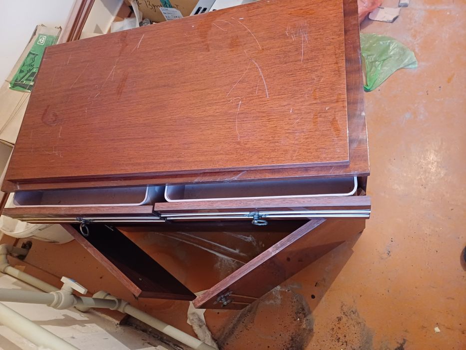 Тумба под телевизор или аквариум