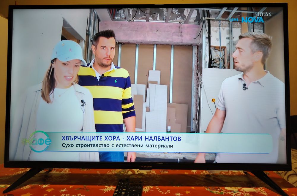 Телевизор 43 инча,  Thomson  43UD6306,  почти нов