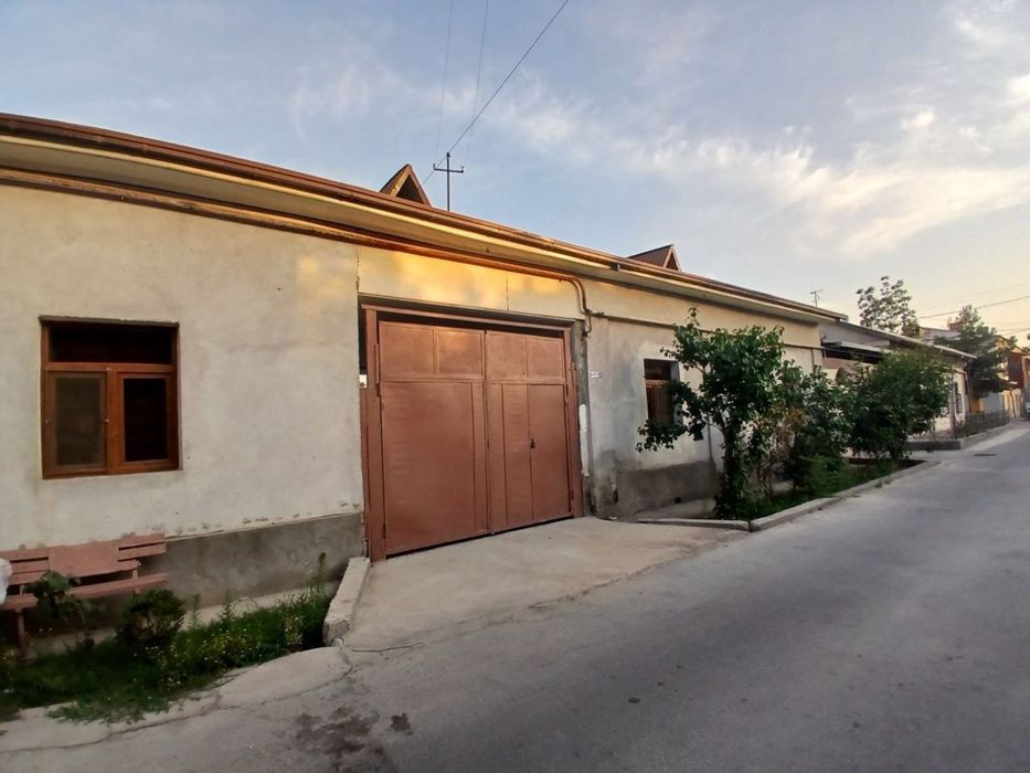 Бектемир, участок 8 соток, 6 комнат