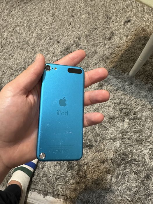 Vând iPod touch 5 funcționează perfect