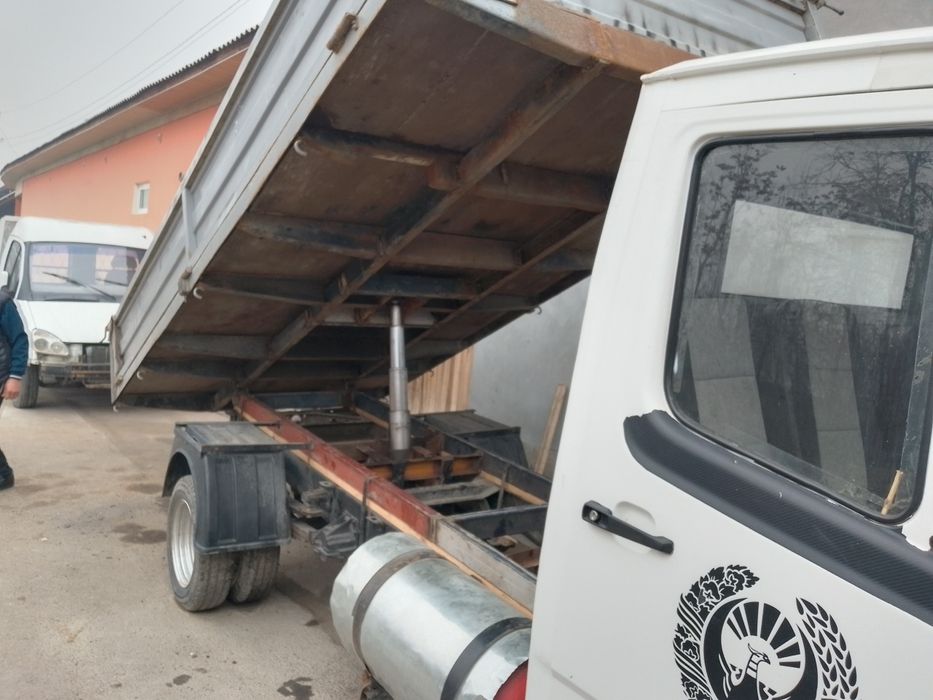 Мерс самосвал сотилади