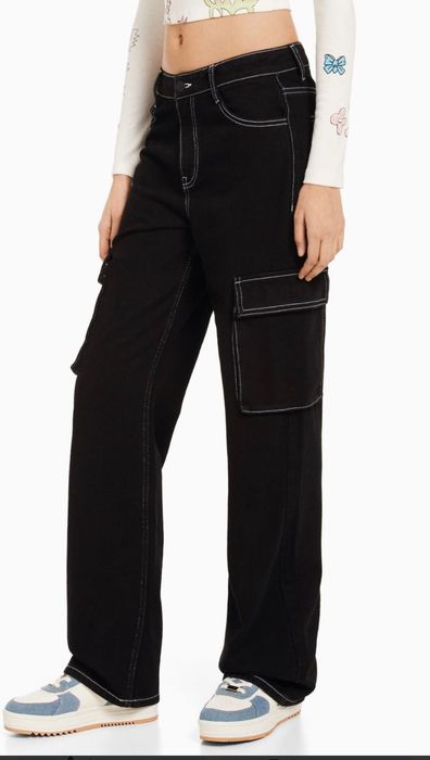 Pantaloni de damă Bershka mărimea S